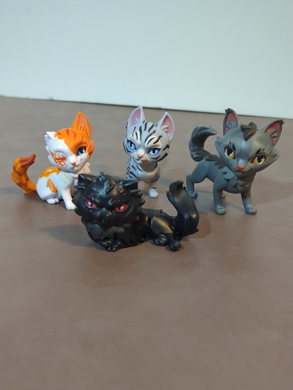 Lot Of 4 Warrior Cats Figures Yellowfang Brightheart Greystripe And Silverstream